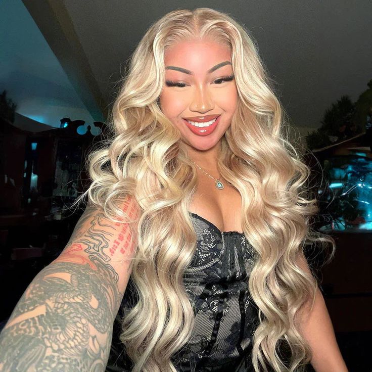 Body Wave Ash Blonde Highlight Glueless Wigs Super Natural Hairline 100% Human Hair Wigs 220% Density